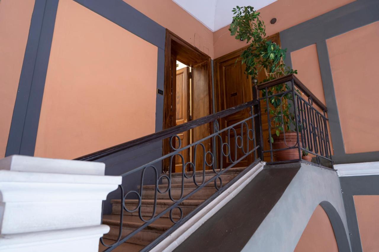 Bella Domus Suites 萨莱诺 外观 照片
