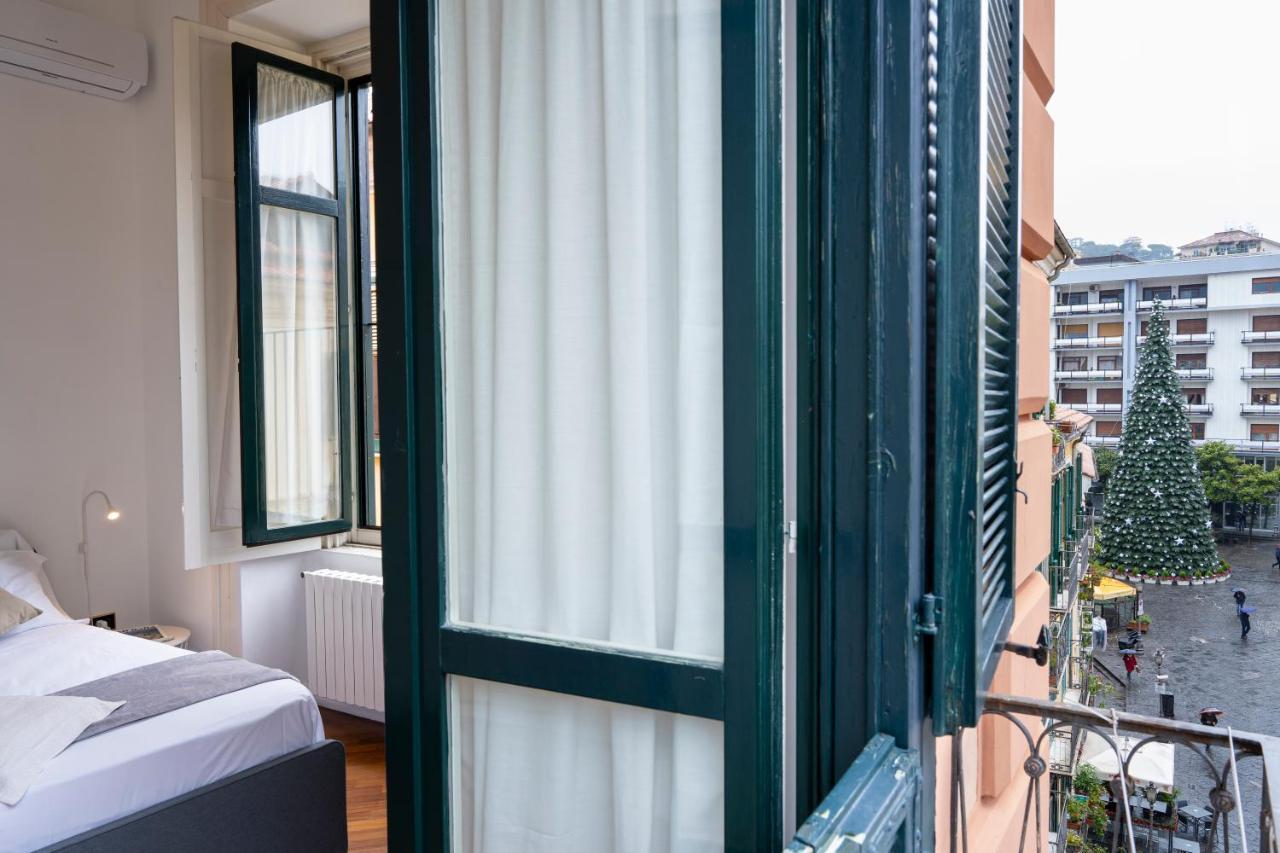 Bella Domus Suites 萨莱诺 外观 照片