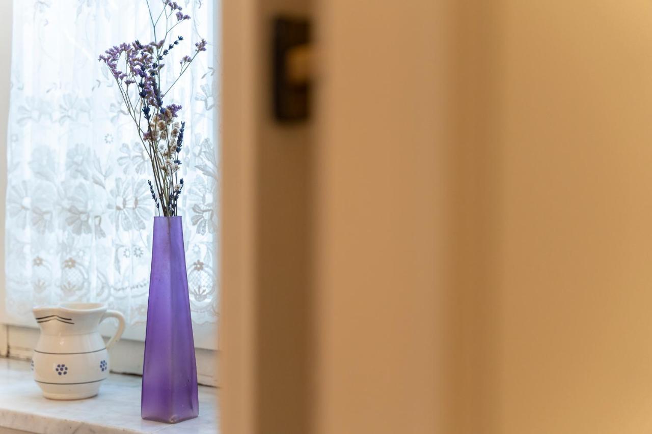 Bella Domus Suites 萨莱诺 外观 照片