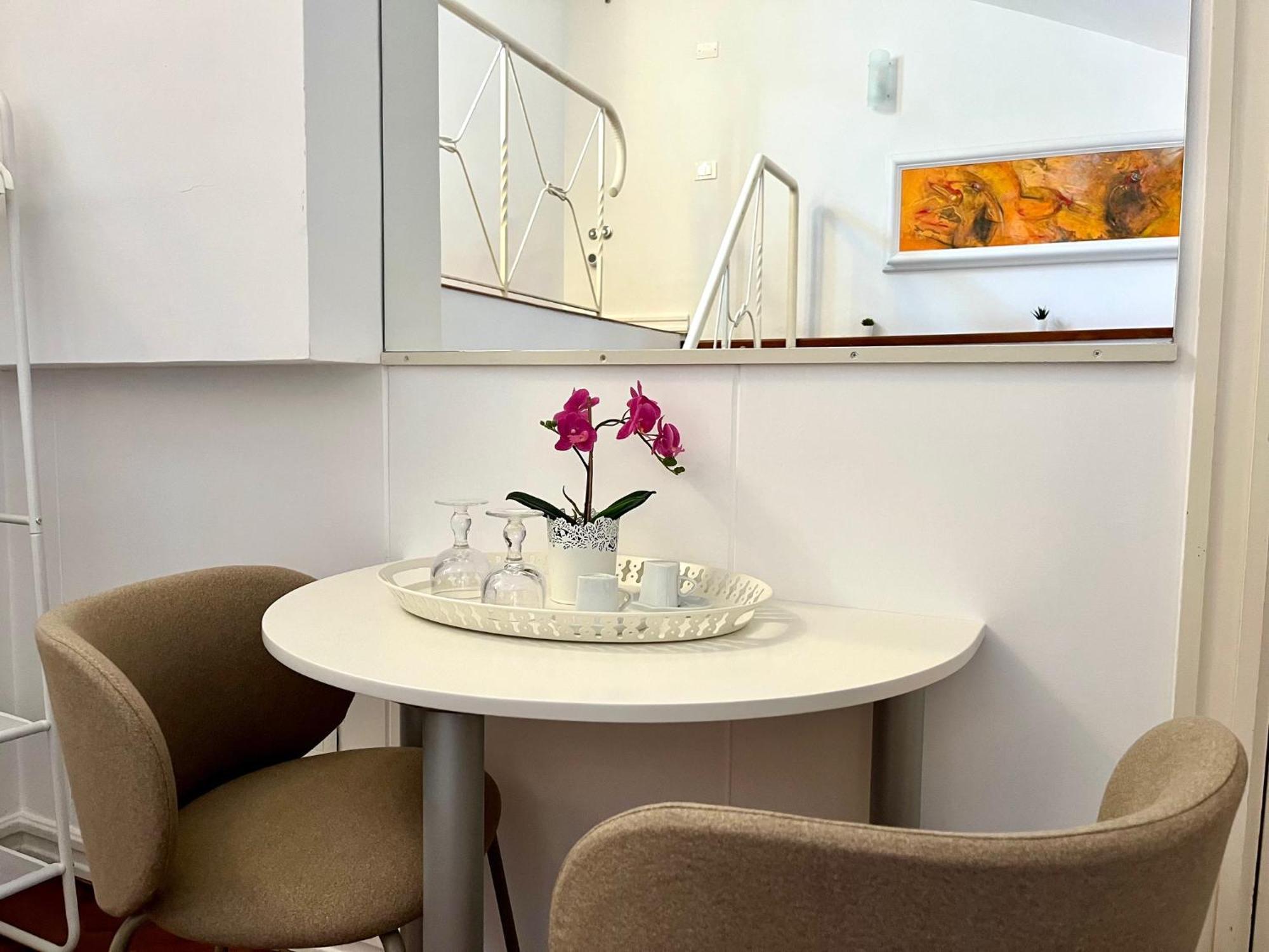 Bella Domus Suites 萨莱诺 外观 照片